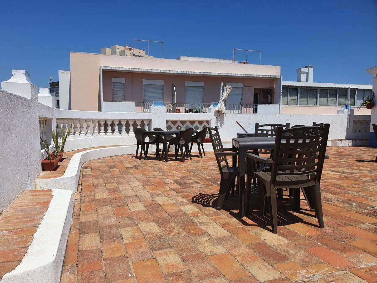 פארו Baixa Terrace Hostel מראה חיצוני תמונה